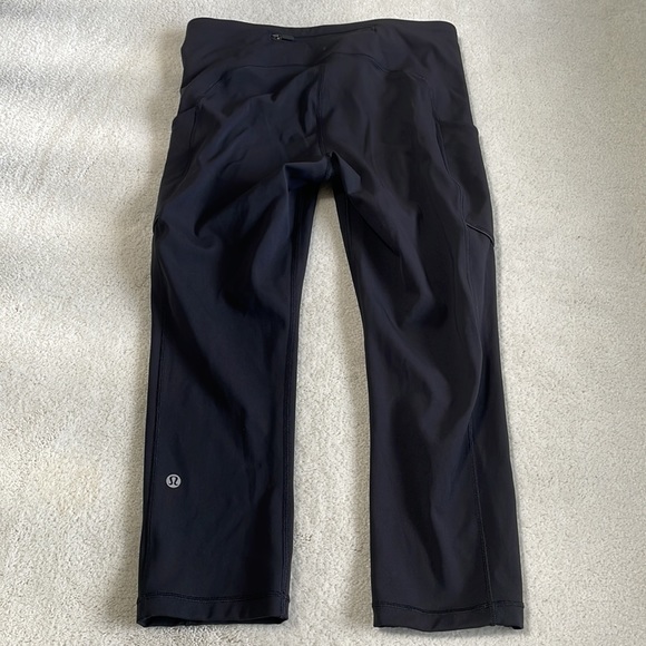 Lululemon Speed Up Crop *21" Black (First Release) Black Size 8 Practically new - Picture 5 of 12